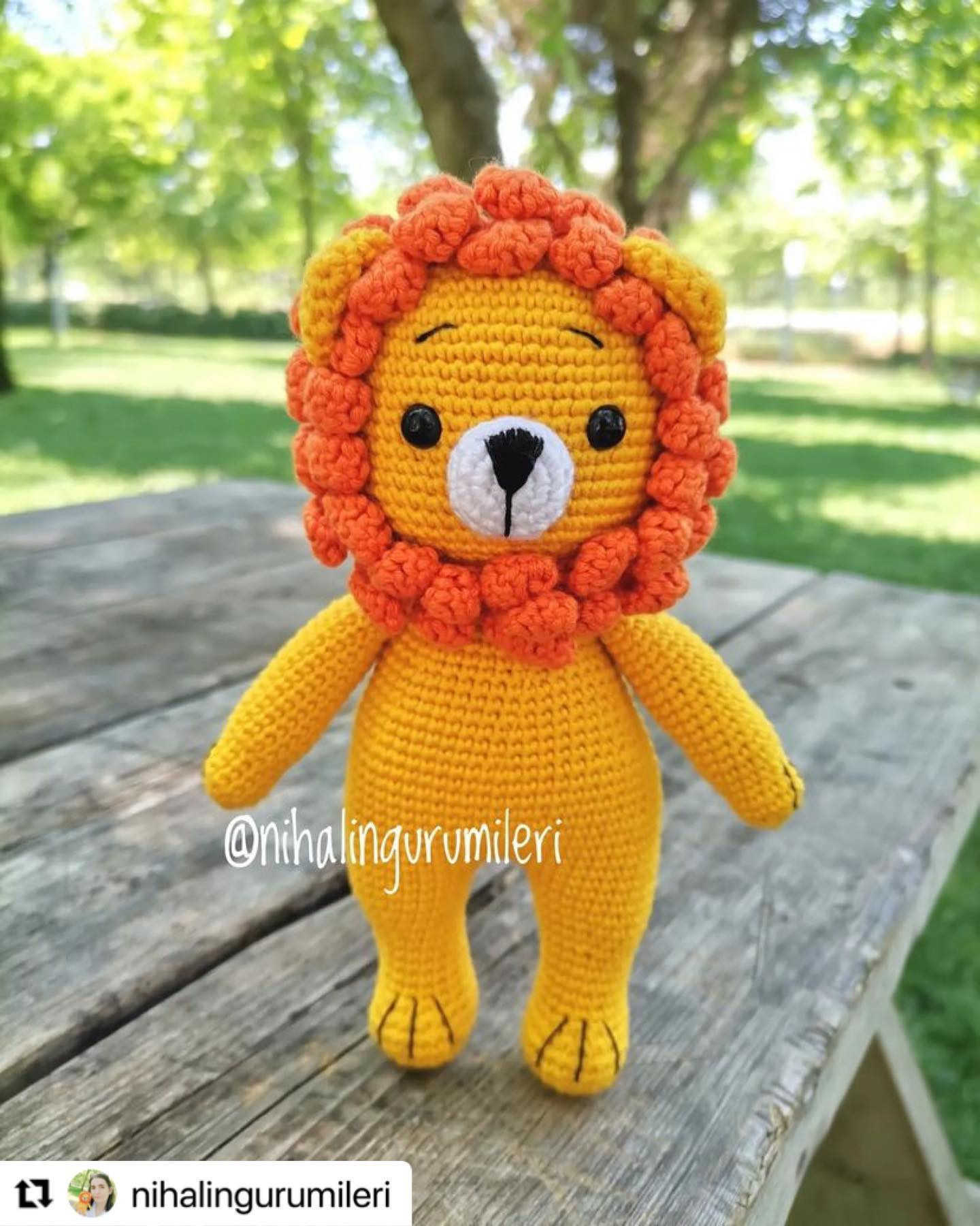 Ücretsiz Aslan Lino Tarifi - Mısır Sarısı ve Turuncu Amigurumi Şemsiye Desen