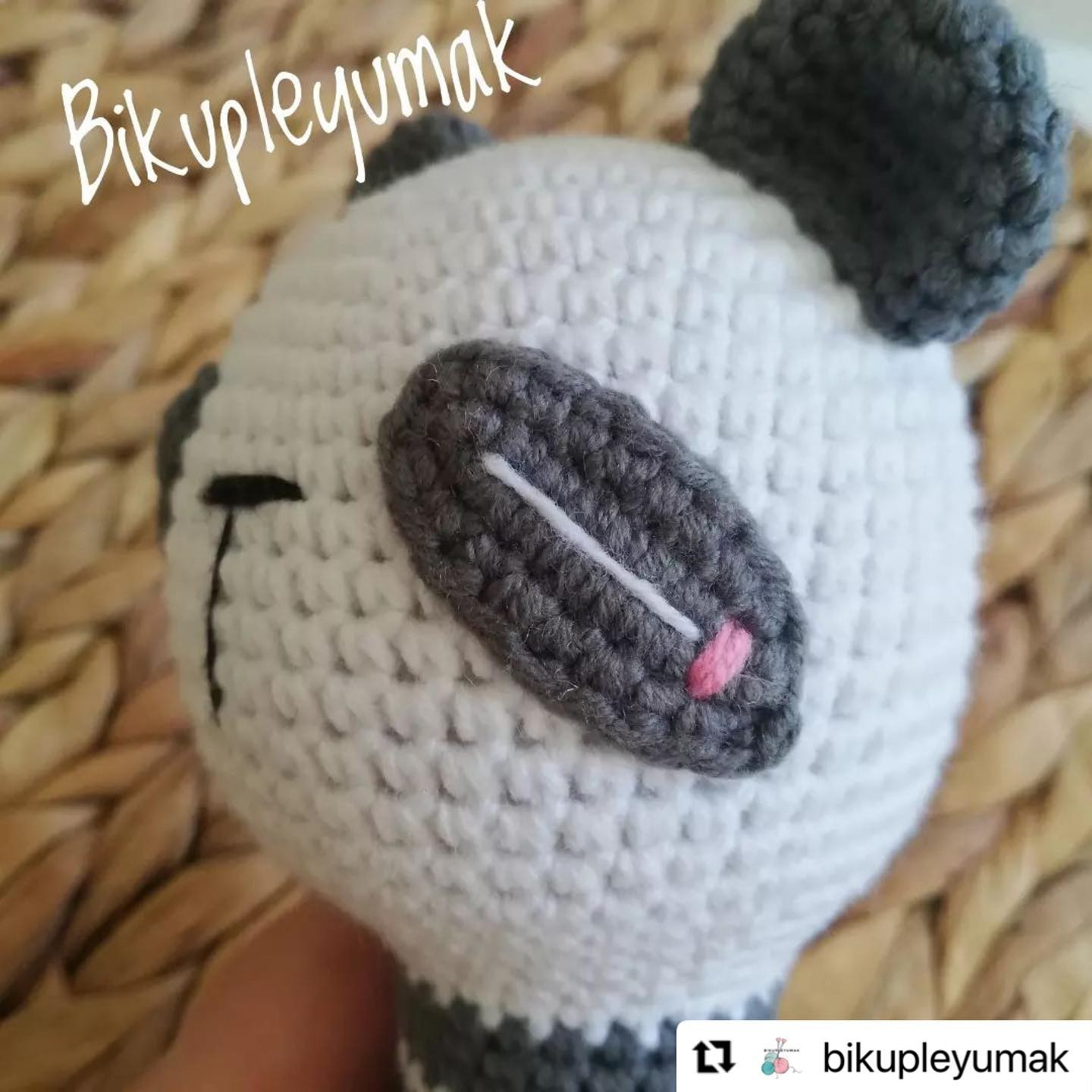 Ücretsiz Panda Çıngırak Tarifi: Adım Adım Mükemmel Bir Bebek Oyuncuğu Yapımı