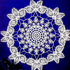 4 mẫu thảm tròn móc len hoa văn tinh xảo kèm biểu đồ hướng dẫn chi tiết