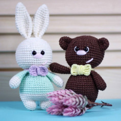 Amigurumi Crochet Pattern: Cute Bunny and Bear with Detailed Instructions