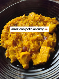 Arroz con pollo al curry: receta fácil y deliciosa