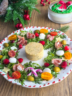 Beautiful Christmas Wreath Salad Platter with Cheese, Salami, and Arugula