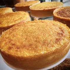 Bolo de Arroz Cozido: Receita deliciosa e fácil com arroz, leite de coco e queijo parmesão