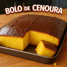 Bolo de Cenoura Fofinho com Cobertura de Chocolate