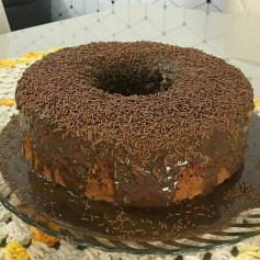 Bolo Formigueiro: Chocolate Sprinkle Cake with Glazed Frosting