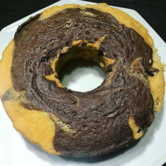 Bolo mesclado fofinho chocolate e baunilha