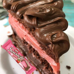 Bolo Sensação de Chocolate com Brigadeiro Fake e Ganache