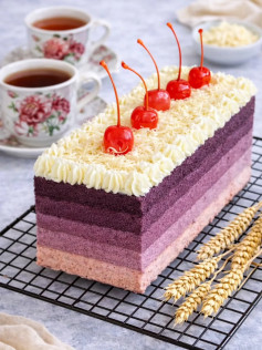 Bolu Kukus Taro Ombre: Steamed Purple Yam Cake with Buttercream and Cheese