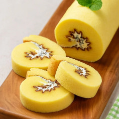 Bolug Gulung Walik: Yellow Sponge Roll Cake with Star Pattern Filling