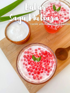 Bubur Sagu Mutiara: Món tráng miệng truyền thống Indonesia với hạt sago đỏ và nước cốt dừa thơm ngon