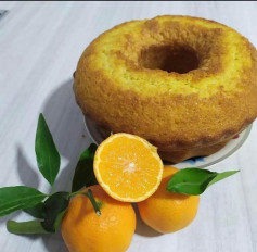 Buona Domenica Ciambellone al mandarino: dolce soffici con agrumi