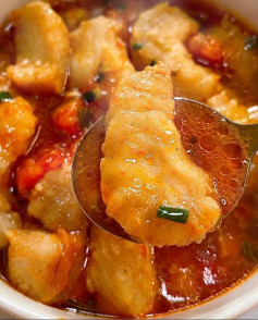 Cá tra kho cà chua: Hướng dẫn cách làm cá tra sốt cà chua ngon ngọt, mềm tan