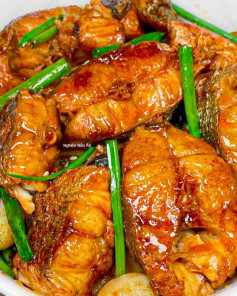 Cá Vược Áp Chảo Rim Sốt Thơm Ngon Đưa Cơm