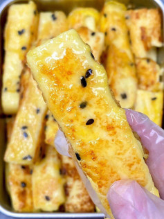 Cách làm bánh thanh sữa trứng chiên giòn vàng ruộm