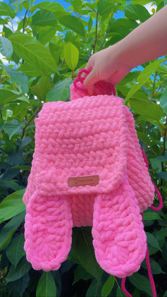 Chart hướng dẫn móc len balo thỏ hồng dễ thương bằng len xù mềm mại