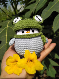 Chart móc chim cánh cụt đội nón ếch