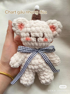 Chart móc gấu bông nhung trắng đeo nơ