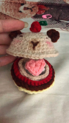 Chart Móc Len Búp bê Capybara Hamburger