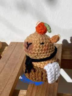 Chart móc len Capybara mặc áo choàng và khăn tắm