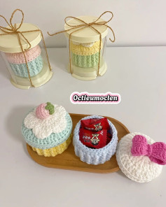 Chart Móc Len Hộp Bánh Kem Màu Pastel