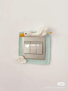 Chart móc len khung công tắc hình con vịt bay màu xanh