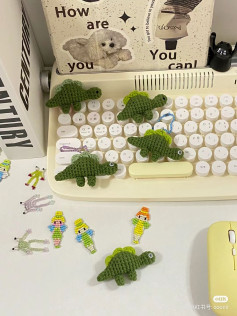 Chart móc len Khủng long mini màu xanh lá