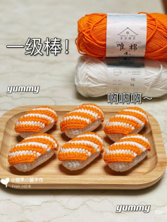 Chart Móc Len Sushi Cá Hồi Cam Trắng