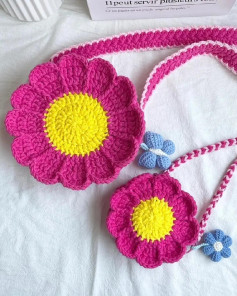 Chart Móc Len Túi Xách Hoa Hướng Dương Màu Sắc Sặc Sỡ Và Ví Nhỏ Đi Kèm