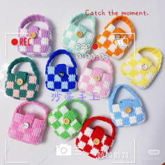 Colorful Checkered Crochet AirPods Case Bag Pattern