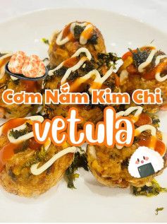 Cơm Nấm Kim Chi Vetula: Công Thức Làm Cơm Nướng Hình Viên Với Bơ Tan Giữa Lòng