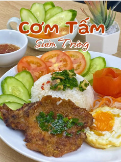 Cơm Tấm Sườn Trứng Ốp La, Thịt Mềm Thơm Đậm Đà