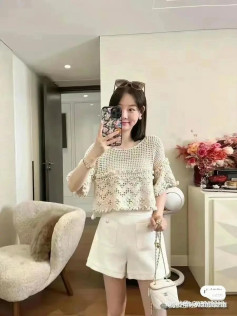 Complete Crochet Chart Pattern for Cream Lacy Summer Top with Sleeves