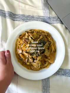 Creamy Miso Mushroom Pasta Recipe with Shiitake, Shimeiji, and King Oyster Mushrooms
