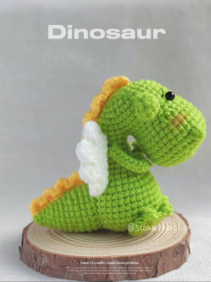 Crochet Amigurumi Dinosaur Pattern Chart: Cute Green Dragon with White Wings