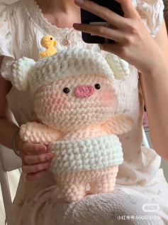 Crochet Amigurumi Pig Pattern: Bath Time and Witch Costume Doll Tutorial