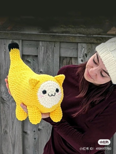 Crochet Banana Cat Plushie Pattern