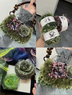 Crochet Boho Bag Pattern with Floral Embellishments and Wooden Bead Handle