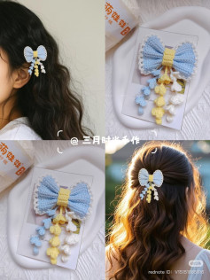 Crochet Butterfly Bow Hair Clip Pattern with Wisteria Flowers