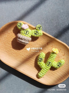 Crochet Cactus Pattern Chart: Yellow Flower and Pink Flower Versions with Detailed Instructions