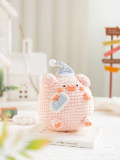 Crochet Chart for Cute Pink Fat Pig Amigurumi with Blue Hat and Pillow
