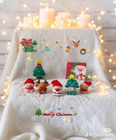 Crochet Christmas Amigurumi Pattern: Santa, Reindeer, Tree