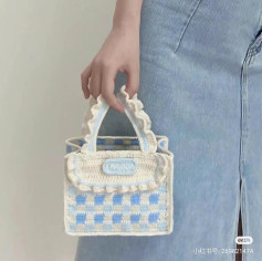 Crochet Cream Checkered Handbag Pattern with Ruffle Handles and Flap