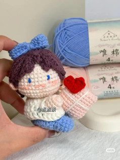 Crochet Doll Tutorial: Cute Girl with Gift Pattern Chart