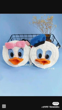 Crochet Donald and Daisy Duck Bags Chart Pattern with Free Instructions