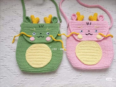 Crochet Dragon Bag Pattern Chart: Green and Pink Cute Dragon Shoulder Bags with Detailed Instructions