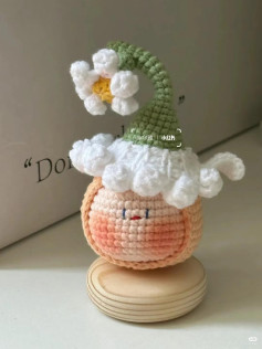 Crochet Flower Spirit Dumpling Amigurumi Doll Pattern