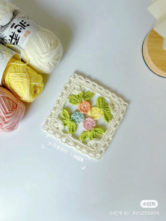 Crochet Granny Square Chart Pattern with Floral Designs and Detailed Instructions