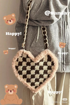 Crochet Heart Bag Pattern with Fur Trim and Checkerboard Design