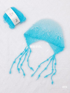 Crochet Jellyfish Hat Pattern for Kids (2-5 Years) with Blue Fur Yarn