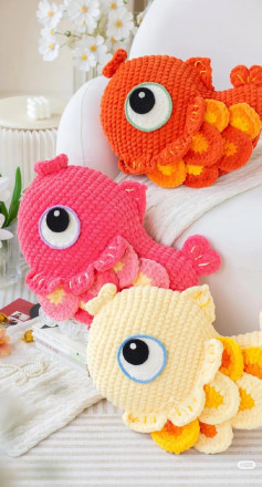 Crochet Lucky Carp Pillow Pattern with Chart